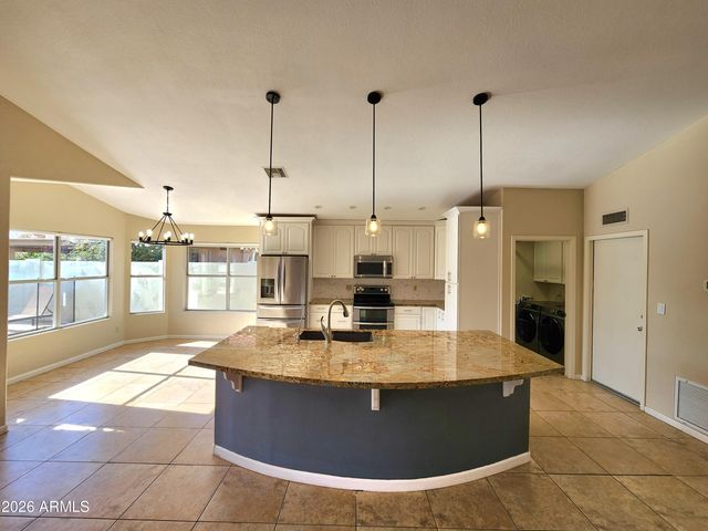 15013 S 46TH Place, Phoenix, AZ 85044
