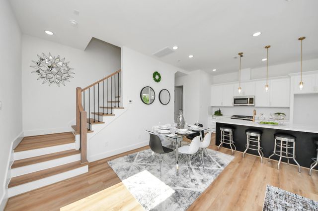 2432 Harrington Street, Houston, TX 77026