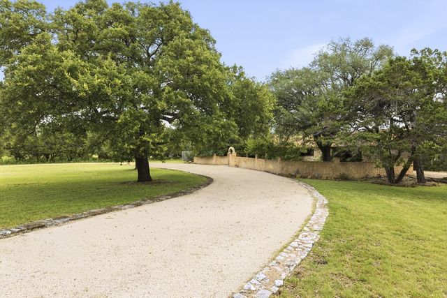 203 Cave Springs Dr, Hunt, TX 78024