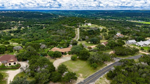 203 Cave Springs Dr, Hunt, TX 78024