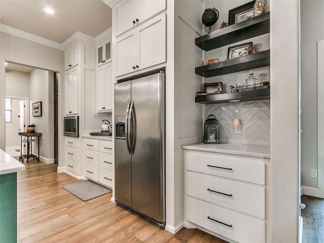 5704 Tiger Stone Drive, Mustang, OK 73064