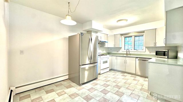 100 Dellwood Road, Edison, NJ 08820