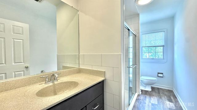 100 Dellwood Road, Edison, NJ 08820