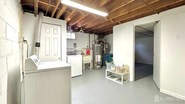 100 Dellwood Road, Edison, NJ 08820