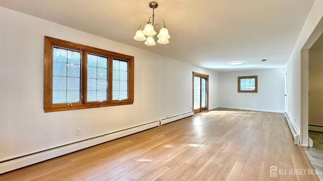 100 Dellwood Road, Edison, NJ 08820