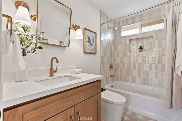 58 Potters Bnd, Ladera Ranch, CA 92694