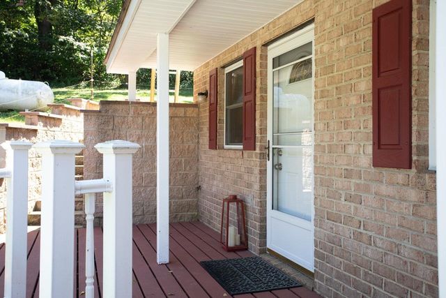 279 HELMS RD, Stanley, VA 22851