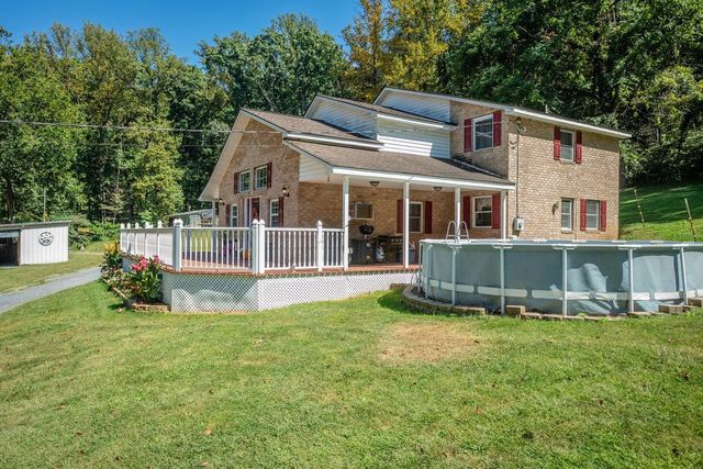 279 HELMS RD, Stanley, VA 22851