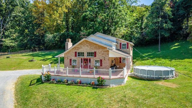 279 HELMS RD, Stanley, VA 22851