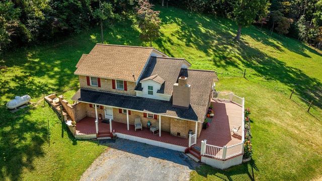 279 HELMS RD, Stanley, VA 22851