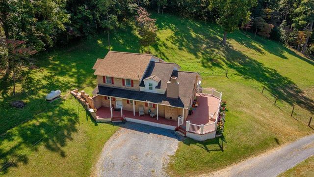 279 HELMS RD, Stanley, VA 22851