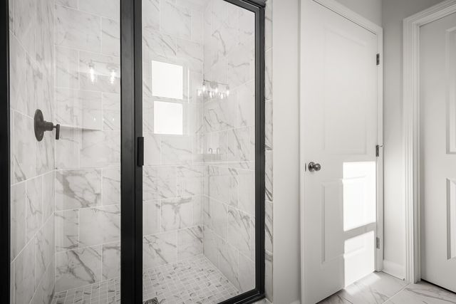 1926 Hildebrand Lane, Columbia, TN 38401