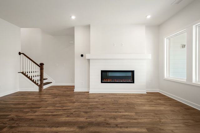 1926 Hildebrand Lane, Columbia, TN 38401