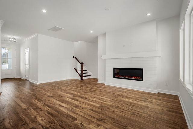 1926 Hildebrand Lane, Columbia, TN 38401