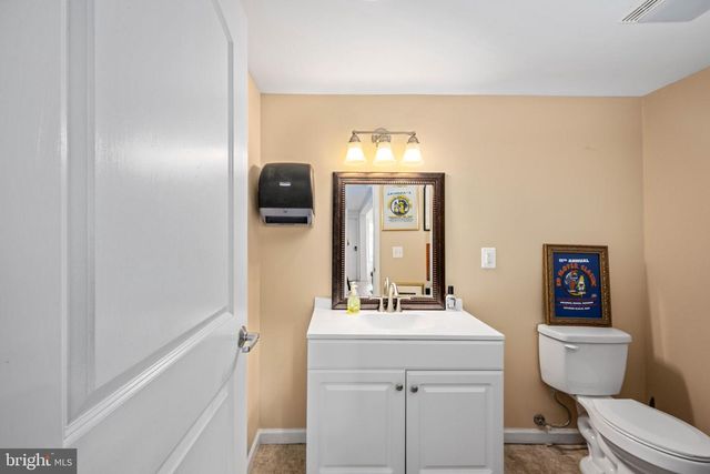 215 IRVING AVE N, Colonial Beach, VA 22443