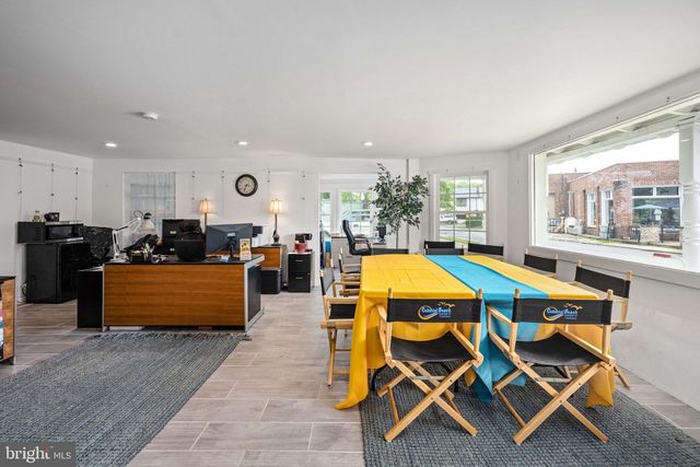 215 IRVING AVE N, Colonial Beach, VA 22443