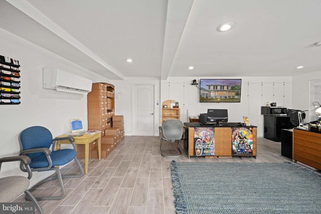 215 IRVING AVE N, Colonial Beach, VA 22443