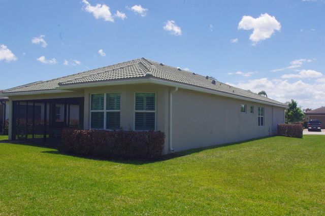 11441 SW Lake Park Drive, Port St. Lucie, FL 34987