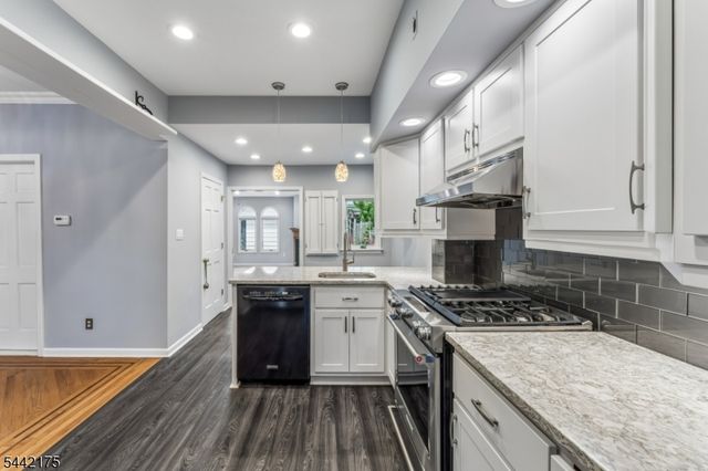 33 Myrtle Ave, Nutley Twp., NJ 07110