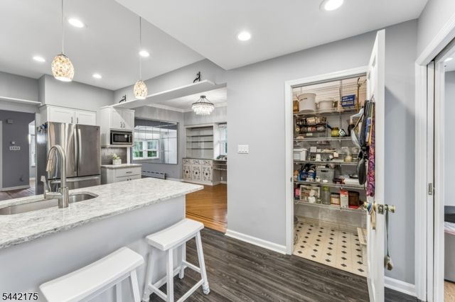 33 Myrtle Ave, Nutley Twp., NJ 07110