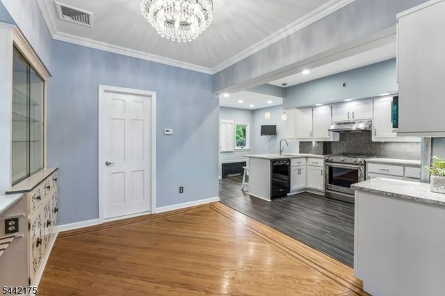 33 Myrtle Ave, Nutley Twp., NJ 07110