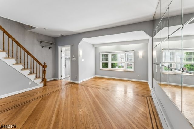 33 Myrtle Ave, Nutley Twp., NJ 07110