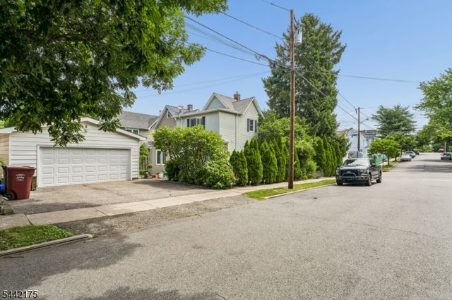 33 Myrtle Ave, Nutley Twp., NJ 07110