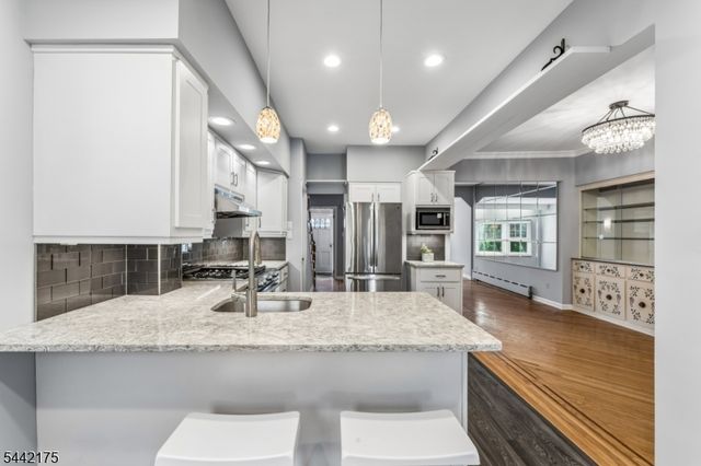33 Myrtle Ave, Nutley Twp., NJ 07110