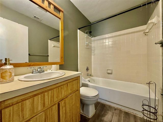 2735 SW 35TH PLACE 601, Gainesville, FL 32608