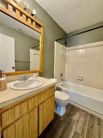 2735 SW 35TH PLACE 601, Gainesville, FL 32608