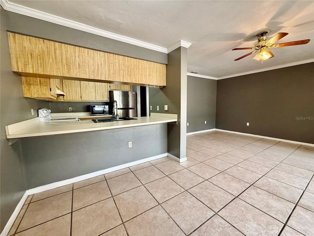 2735 SW 35TH PLACE 601, Gainesville, FL 32608
