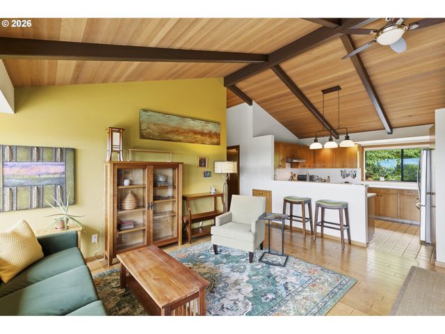 4150 Se PINEHURST Ave, Milwaukie, OR 97267