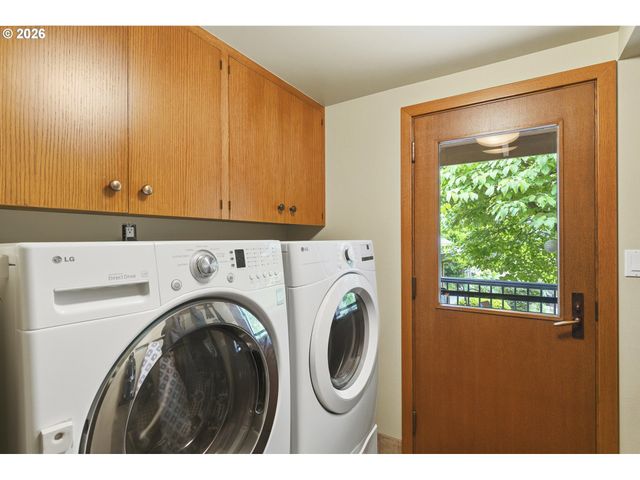 4150 Se PINEHURST Ave, Milwaukie, OR 97267