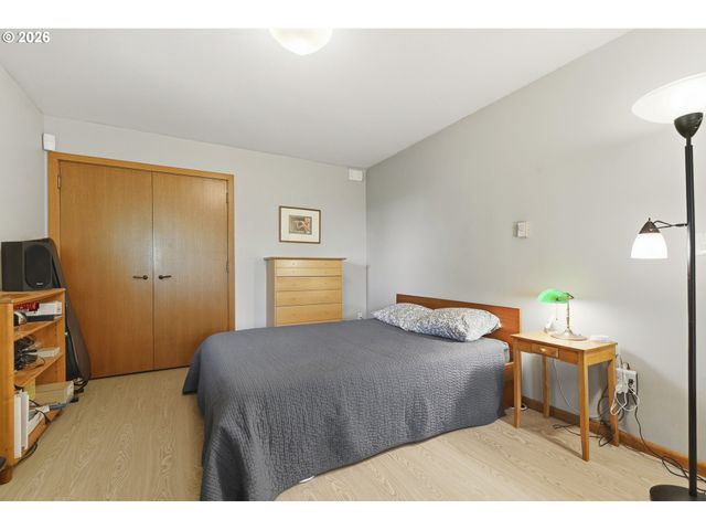 4150 Se PINEHURST Ave, Milwaukie, OR 97267