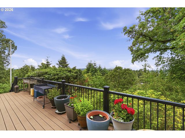 4150 Se PINEHURST Ave, Milwaukie, OR 97267