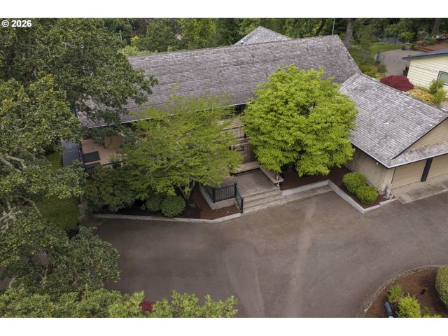 4150 Se PINEHURST Ave, Milwaukie, OR 97267
