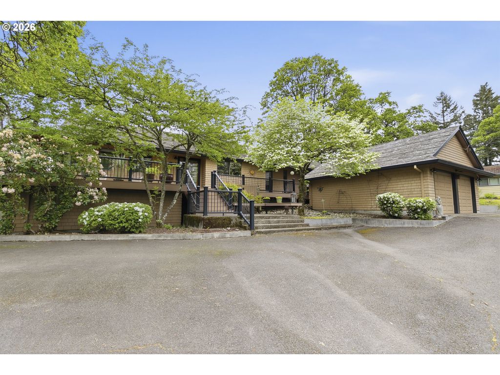 4150 Se PINEHURST Ave, Milwaukie, OR 97267