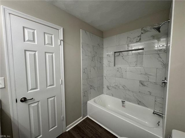 2002 Paramont Ave AVE, Chesapeake, VA 23320