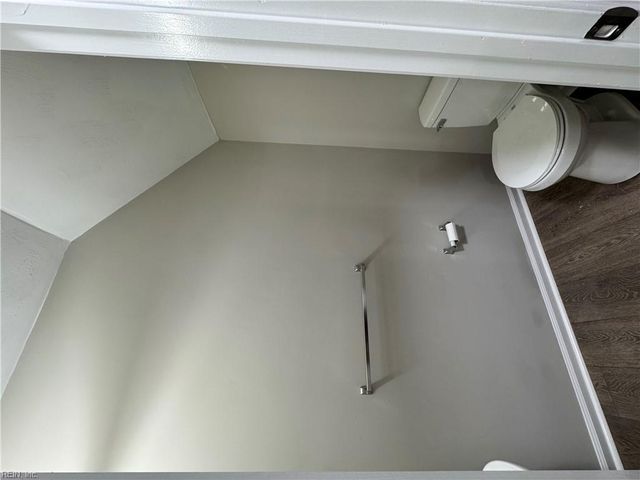 2002 Paramont Ave AVE, Chesapeake, VA 23320