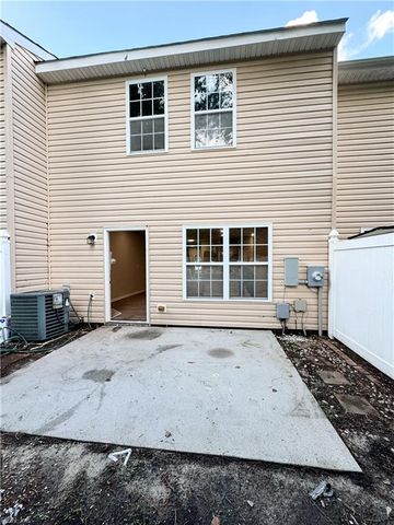 2002 Paramont Ave AVE, Chesapeake, VA 23320