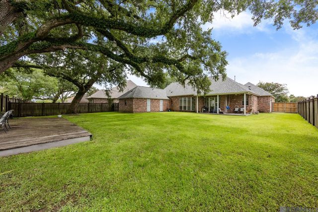 41218 Clearwater Ave, Gonzales, LA 70737
