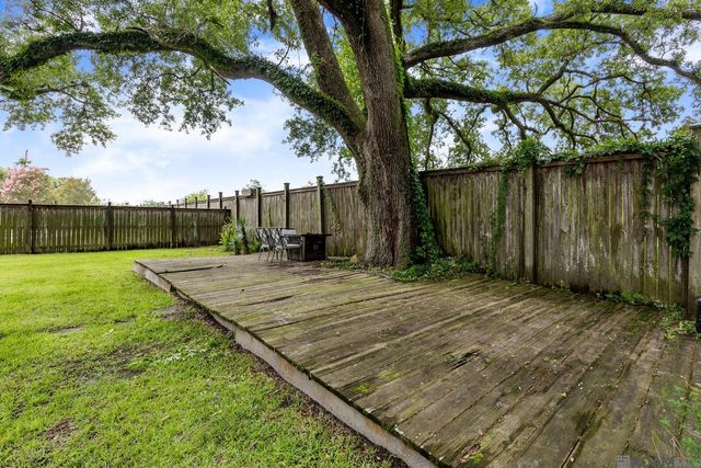 41218 Clearwater Ave, Gonzales, LA 70737
