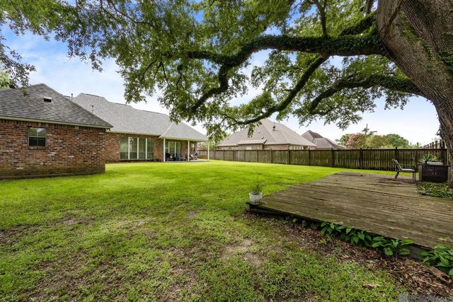 41218 Clearwater Ave, Gonzales, LA 70737