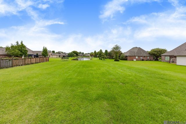 41218 Clearwater Ave, Gonzales, LA 70737