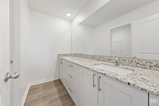 7612 Rambutan Place, Bakersfield, CA 93313