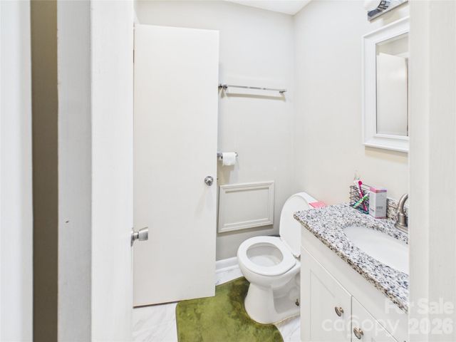 4207 Somerdale Lane, Charlotte, NC 28205