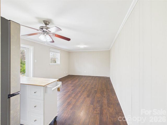 4207 Somerdale Lane, Charlotte, NC 28205