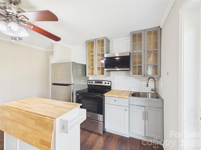 4207 Somerdale Lane, Charlotte, NC 28205