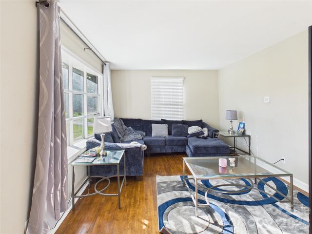 4207 Somerdale Lane, Charlotte, NC 28205