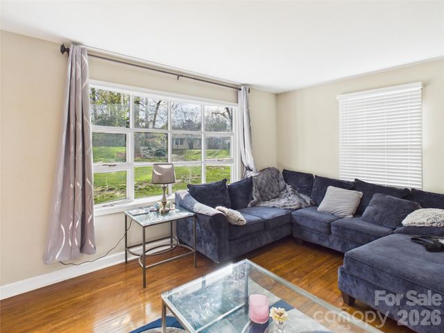 4207 Somerdale Lane, Charlotte, NC 28205